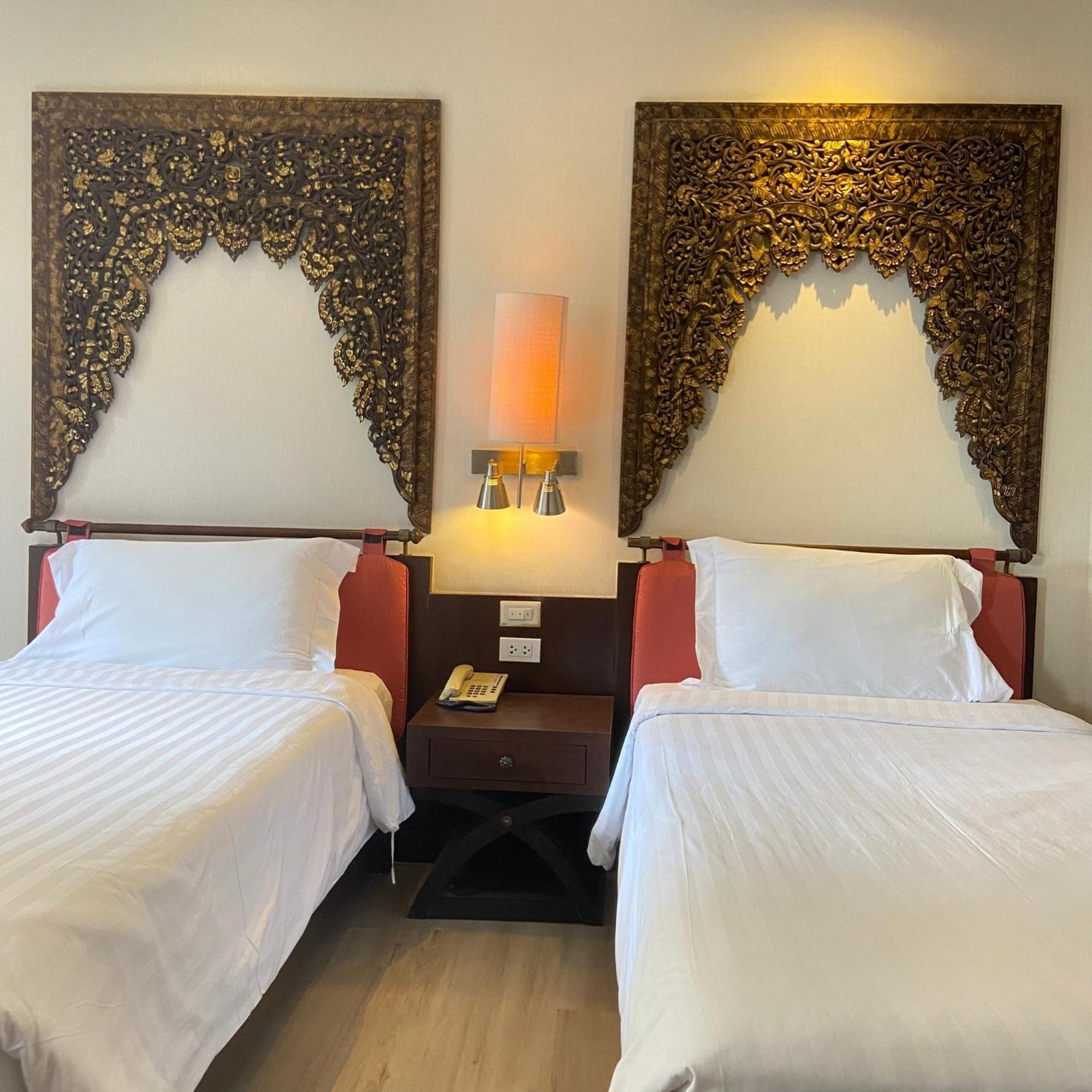 Garden Cliff Resort And Spa Pattaya Exterior foto