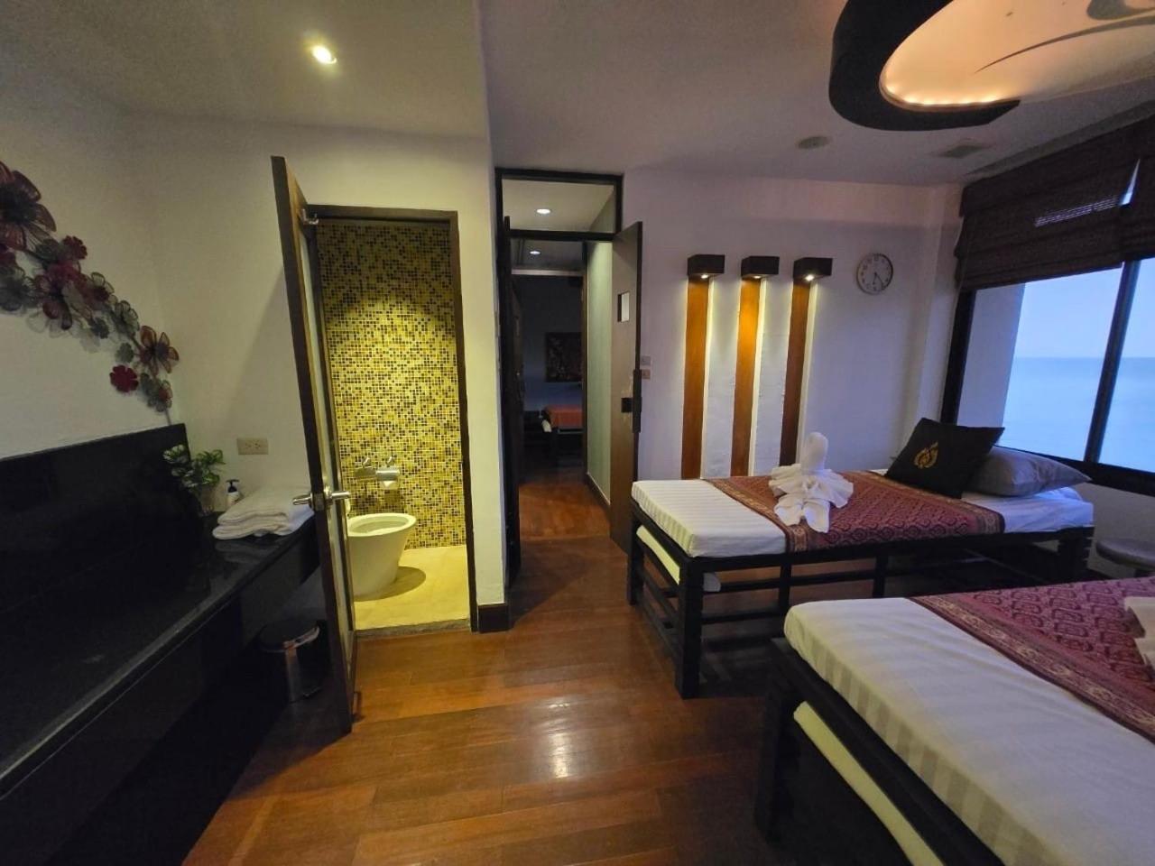 Garden Cliff Resort And Spa Pattaya Exterior foto