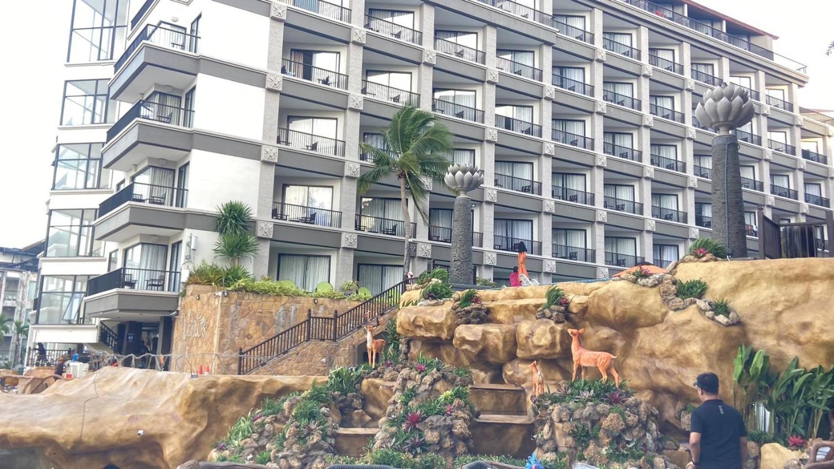 Garden Cliff Resort And Spa Pattaya Exterior foto