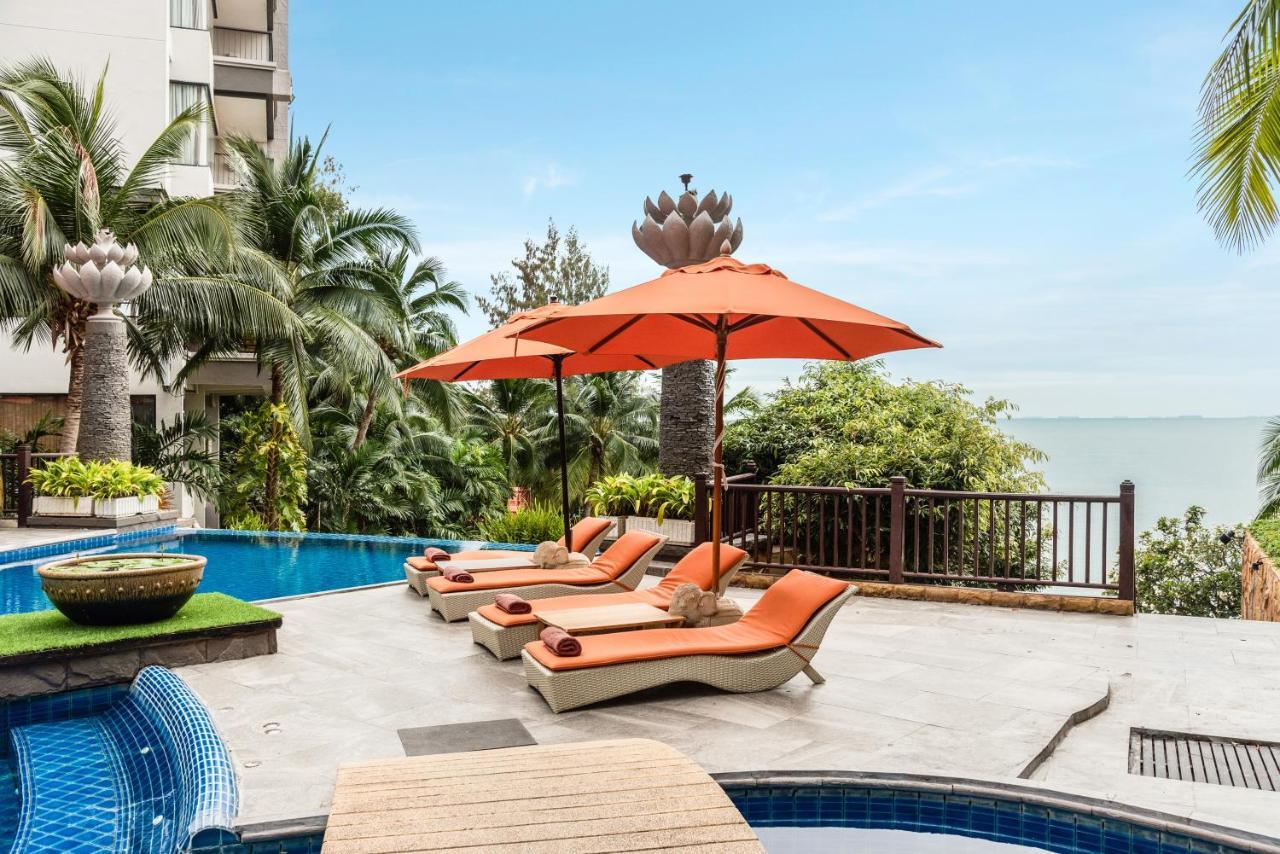 Garden Cliff Resort And Spa Pattaya Exterior foto
